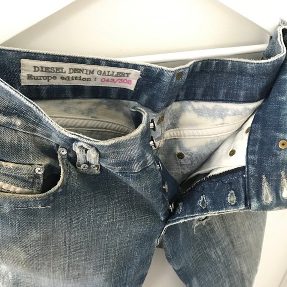 Diesel Denim Gallery Collectors Piece #043/308 - Picture 10 of 10